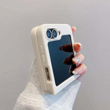 Retro Handheld Vibe Phone Case for Samsung and Motorola Razr Z Flip Series - Shockproof Protective Bumper with 3D Curly Edge Abstract Heart Pattern - Trendy Aesthetic Gift for Women